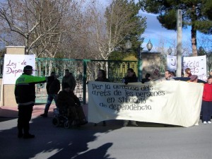 Protesta en Ibi por los derechos de los dependientes