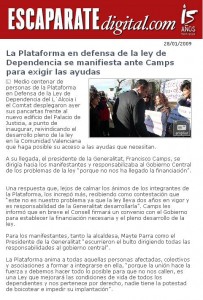 Manifestación ante Camps