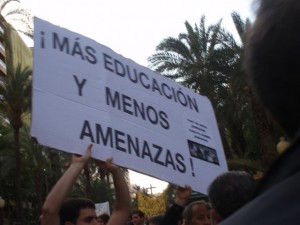 Manifestació en defensa de l'educació pública ahir en Alacant