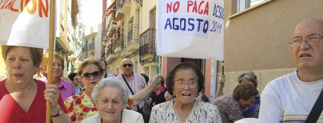 Nueva protesta de la Fundación Asilo San Joaquín por los impagos del Consell