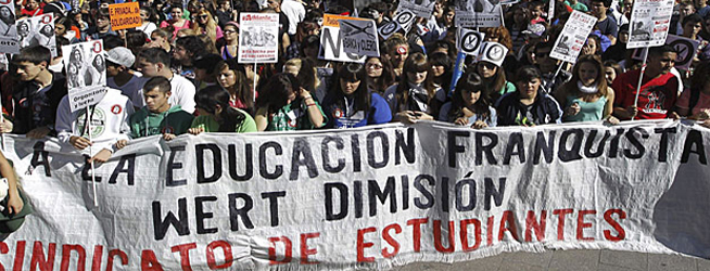 La huelga convocada por estudiantes y asociaciones de madres y padres