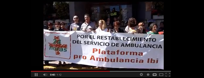 Concentración de la Plataforma Pro-ambulancia de Ibi 31-05-2013