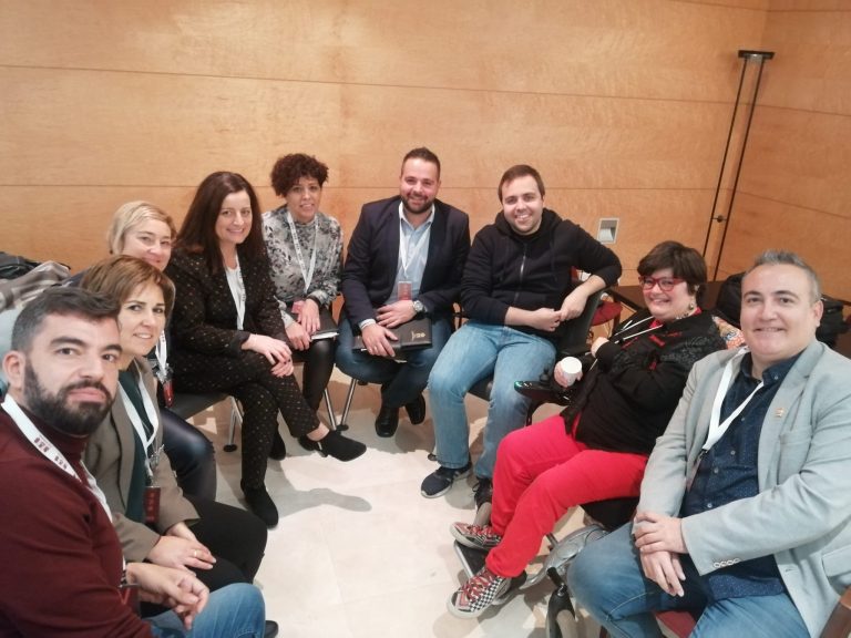 El Grupo Socialista de Ibi se reúne con la portavoz de Asuntos Sociales del grupo socialista en Les Corts, Laura Soler, para tratar el Geriátrico de Ibi
