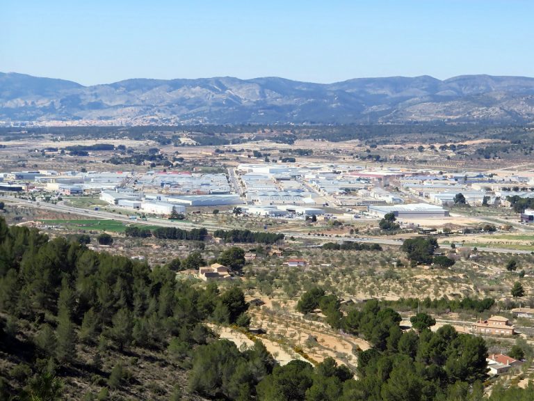 El PSOE de Ibi propone desarrollar el polígono NPI-5.1 mediante gestión directa, adquisición municipal de los terrenos y venta por precio tasado El PSOE de Ibi propone desarrollar el polígono NPI-5.1 mediante gestión directa, adquisición municipal de los terrenos y venta por precio tasado