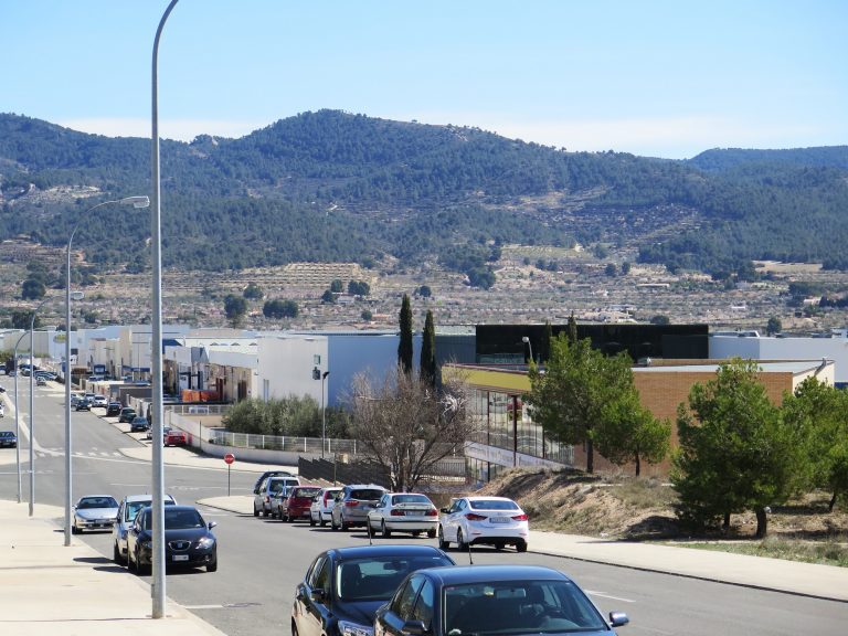 El PSOE avala con un informe que la situación económica del Ayuntamiento hace viable la gestión que proponen para el Polígono NPI-5.1 El PSOE avala con un informe que la situación económica del Ayuntamiento hace viable la gestión que proponen para el Polígono NPI-5.1