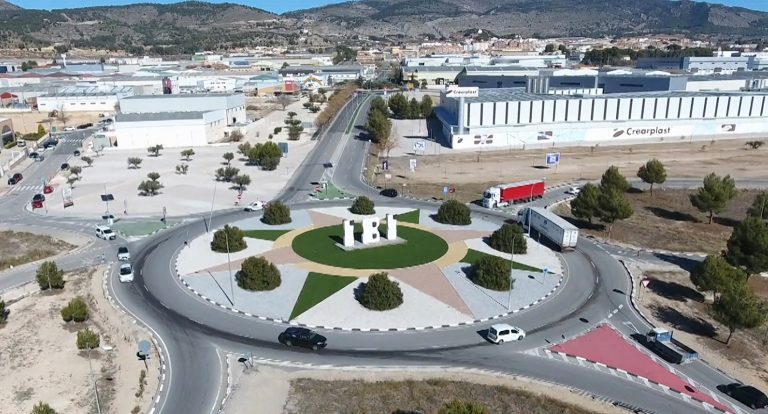 Creer y apostar por la industria ibense Creer y apostar por la industria ibense