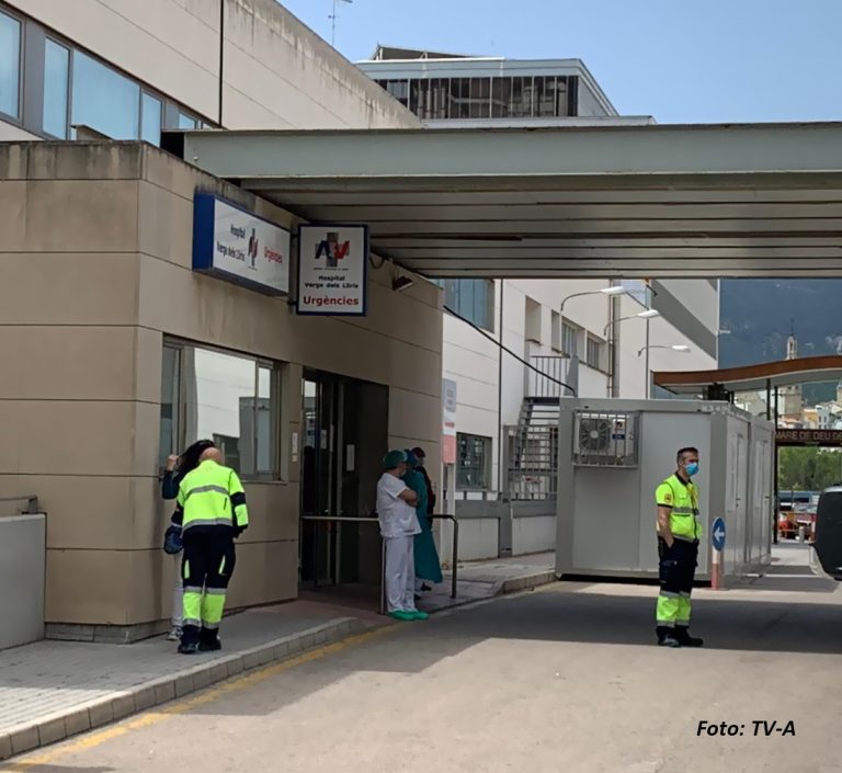 Ni el hospital se muere, ni el oportunismo del PP tampoco